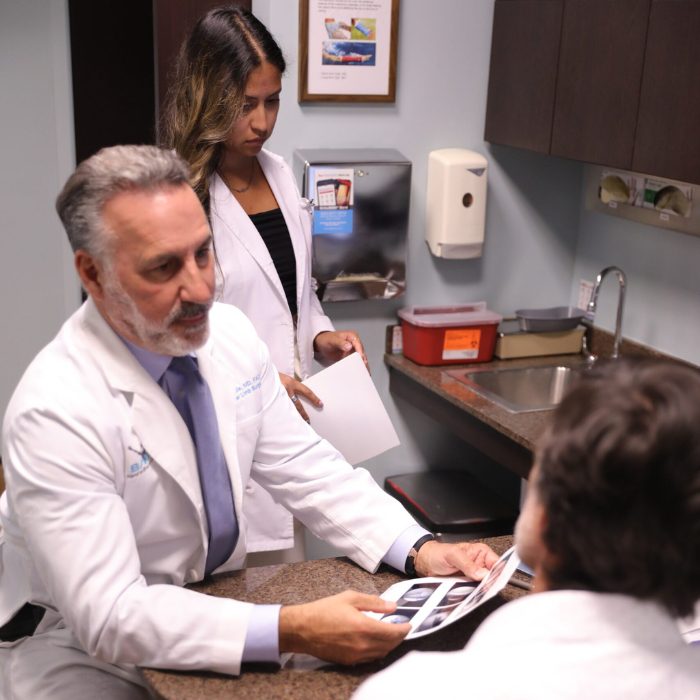Top Best Shoulder Doctor in Miami